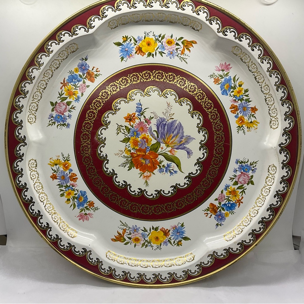 Vtg Daher 13.5" Scallop Decorated Metal Ware Round Floral Tray Tin Burgundy Gold